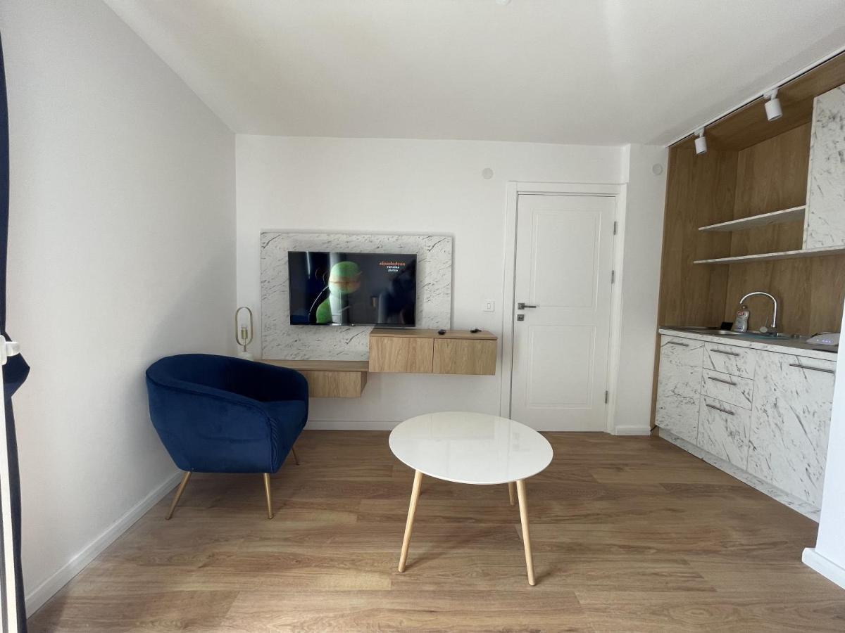Lungomare Apartments Petrovac 外观 照片
