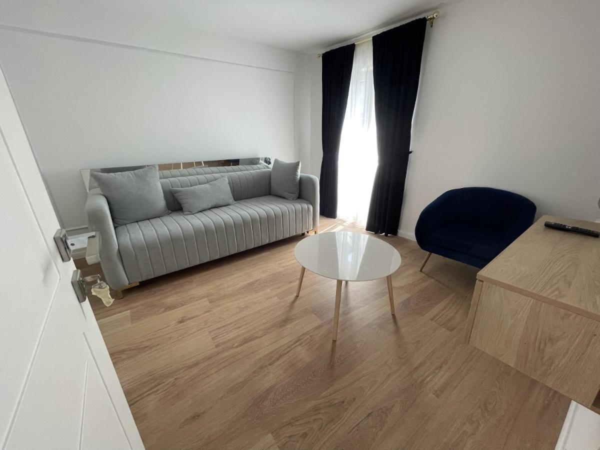 Lungomare Apartments Petrovac 外观 照片
